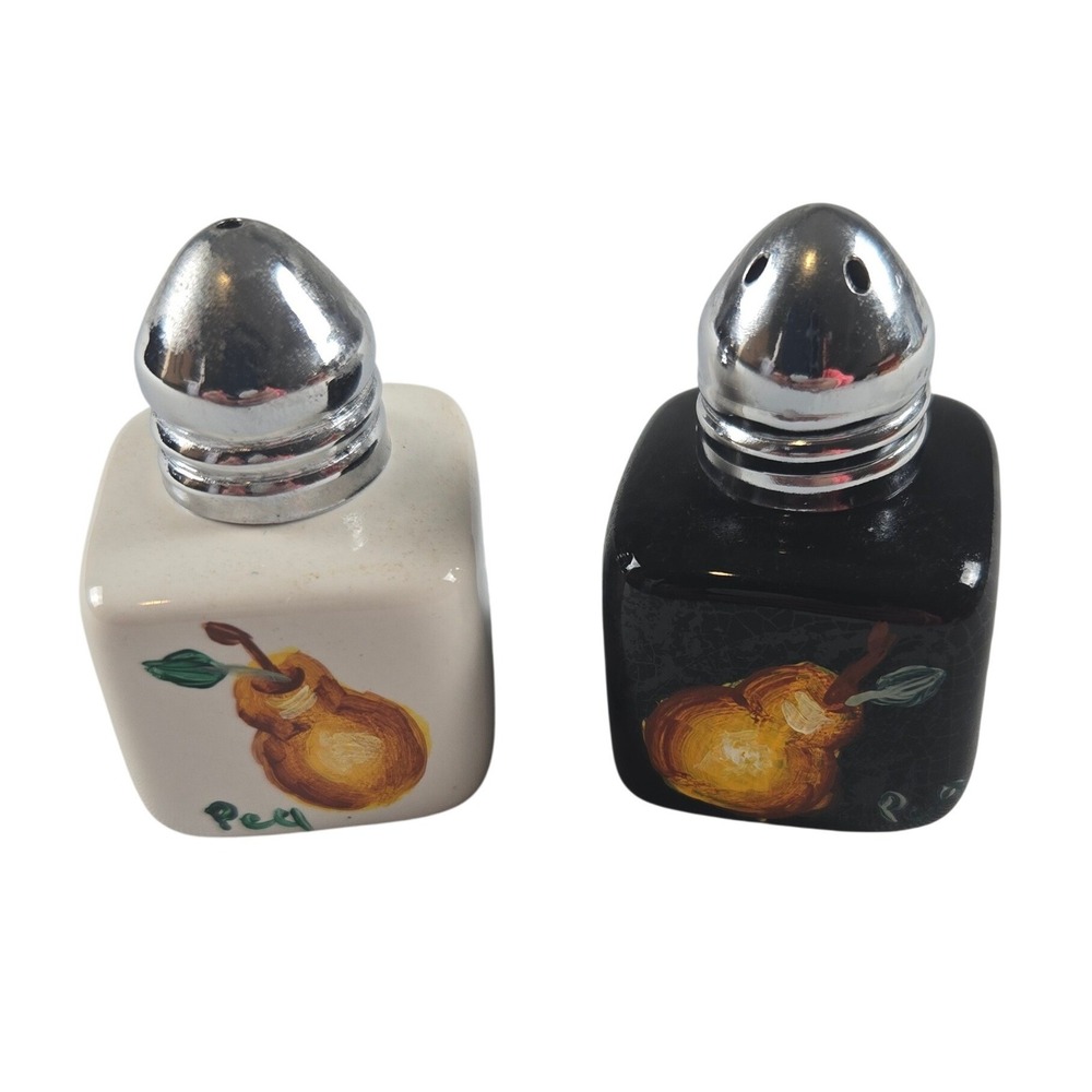 Hand Painted Pear Salt Pepper Shakers Set Ceramic Black‎ White Kitchen Decor